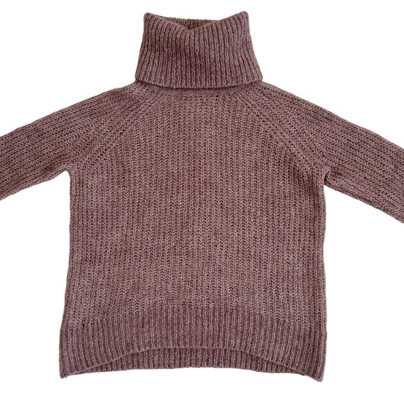 Aritzia Talula Vauzhall Loose Knit Turtleneck Sweater - Picture 15 of 17